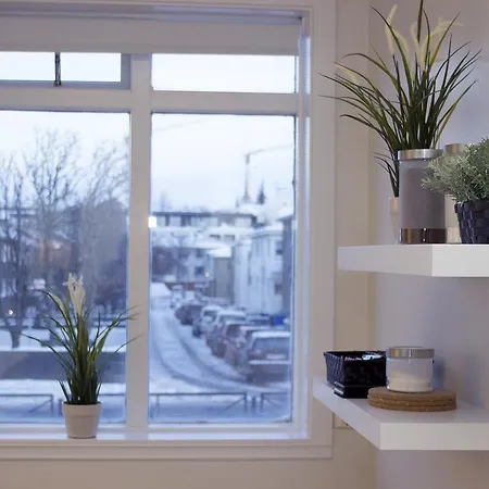 Leifsgata 25 Reykjavik