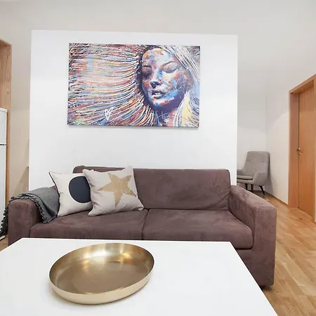 Apartment Leifsgata 25 Reykjavik