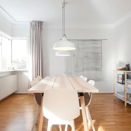 Leifsgata 25 * Reykjavik