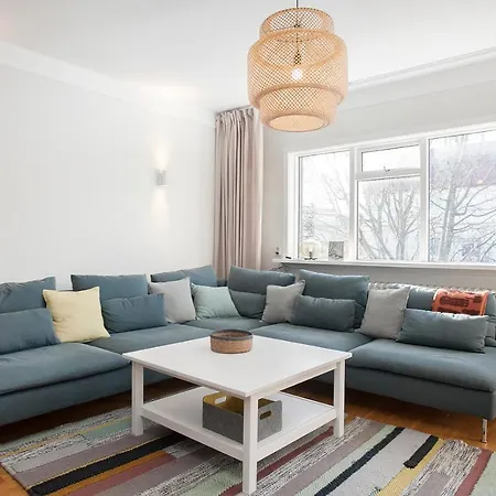 Leifsgata 25 * Reykjavik